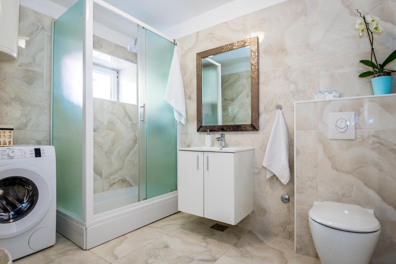 Nautica Free Parking Apartment Sibenik Exterior photo